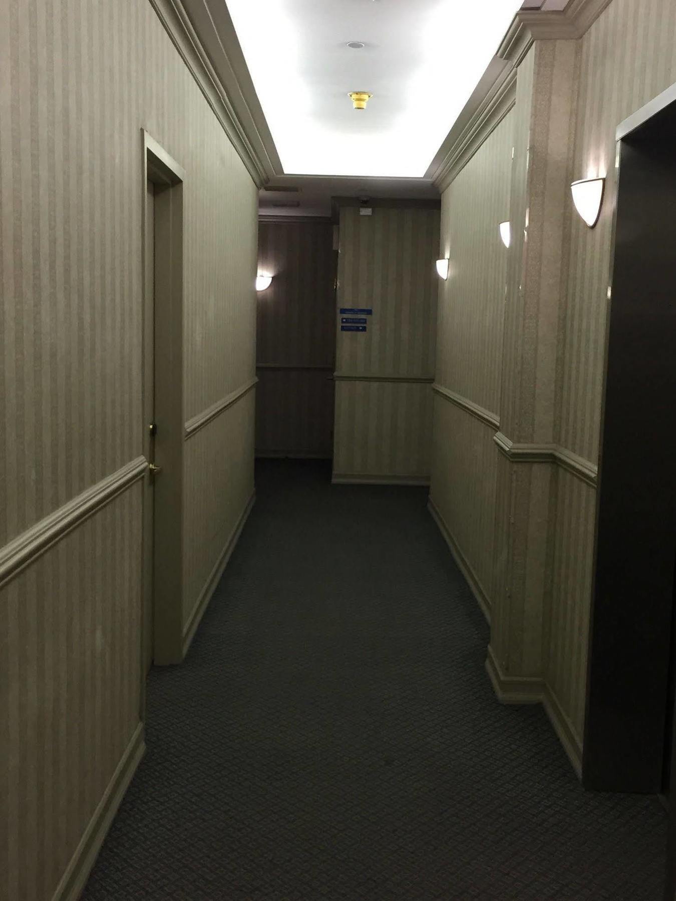 Chelsea Savoy Hotel Ню Йорк Екстериор снимка